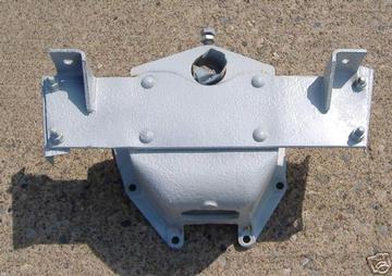 42 9N - Front Axle Mount 1