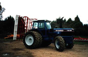 Ford TW25