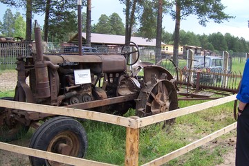 Russian Tractor