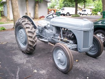 1941 Ford 9N