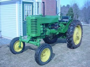 1950 John Deere R (2003-09-03) - Tractor Shed