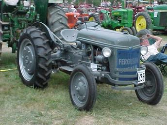 1945 Ford 2N