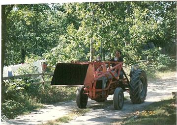 1951 Ford 8N with Wagner Loader