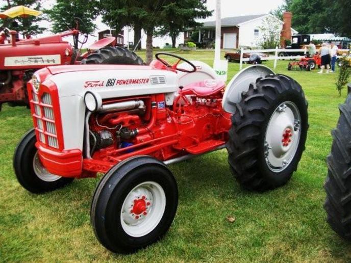 1959 Ford 861 powermaster tractor