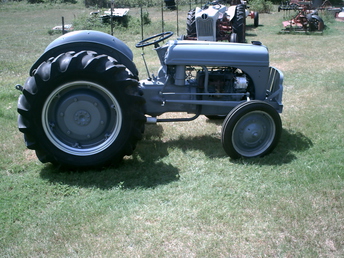 1945 Ford 2N