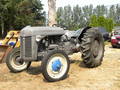 1939 Ford 9N - 