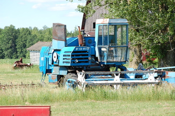 Ford 620 Combine