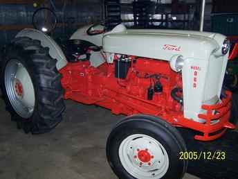 1956 Ford 800 tractor