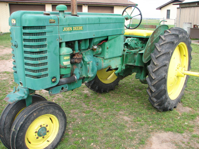 Used Farm Tractors for Sale: 1950 John Deere B (2004-07-07 